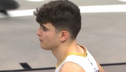 kaiyun app-刚换上也能进！篮网防守出问题 冈萨雷斯底角空位绝平三分命中！