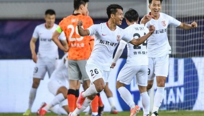 开云体育保障-【中超】孙捷头球破门 长春亚泰1比0深圳队锁定前四