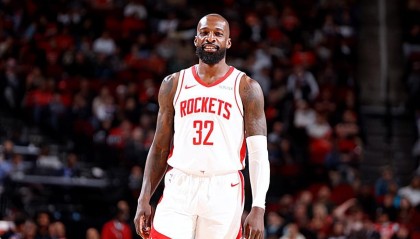 开云投注-老老实实当吉祥物就好了，火箭为什么还要让这位老将出场呢？